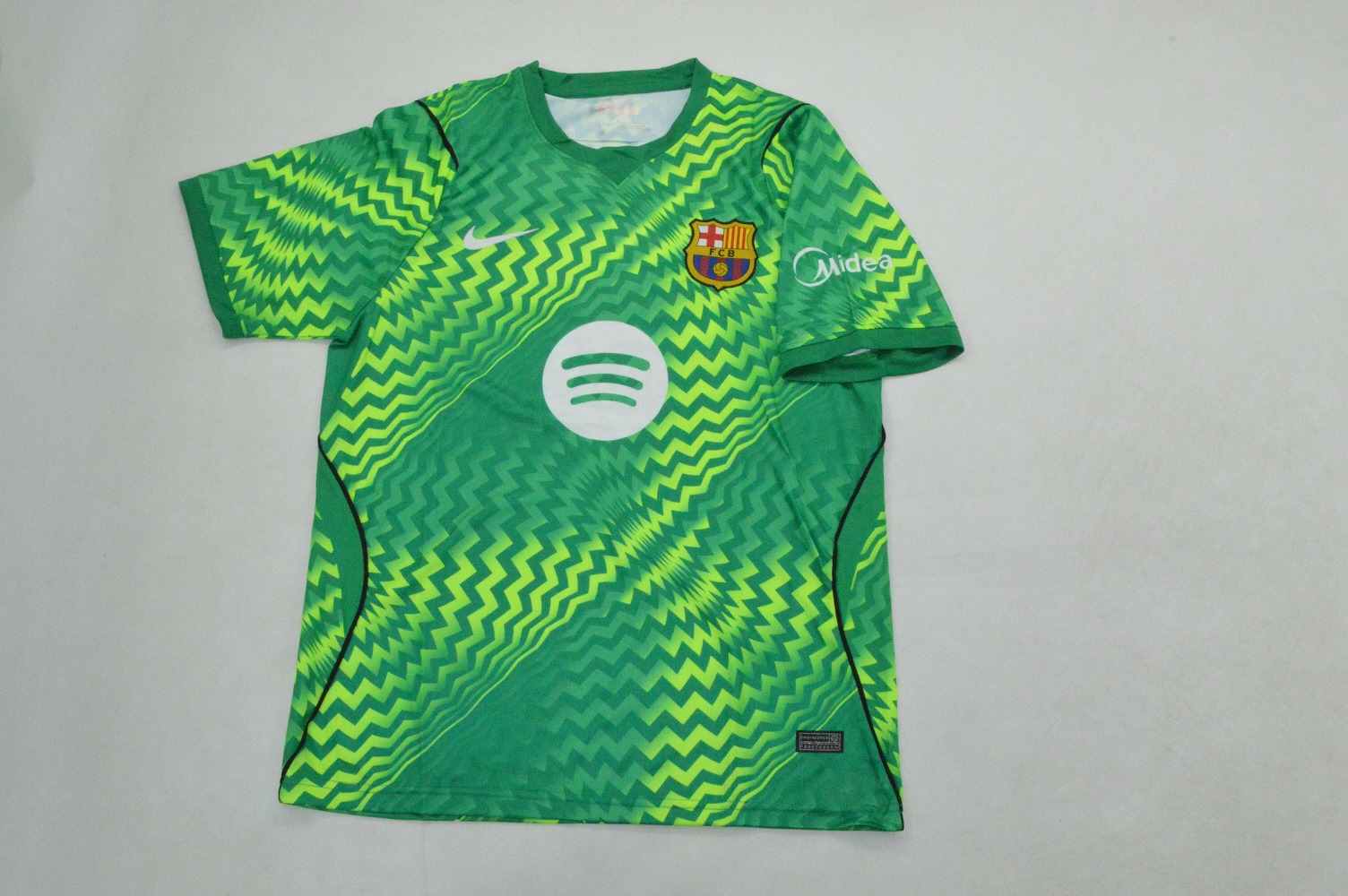 AAA Quality Barcelona 26/27 GK Green Soccer Jersey